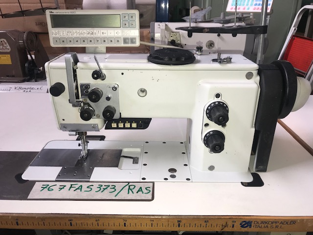 Used industrial sewing machines : DURKOPP-ADLER 767-FAS-373