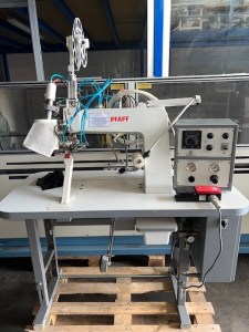 PFAFF 8304